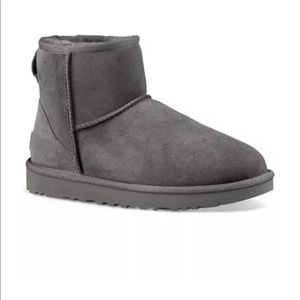 W Classic Mini W/ Grey Ugg Boots